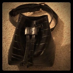 Mango belt bag